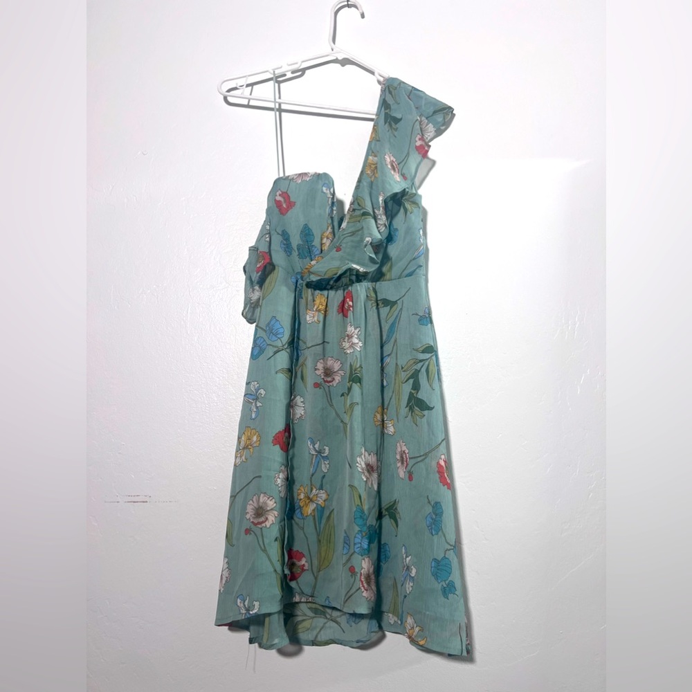 ASTR The Label Libby One Shoulder Floral Dress